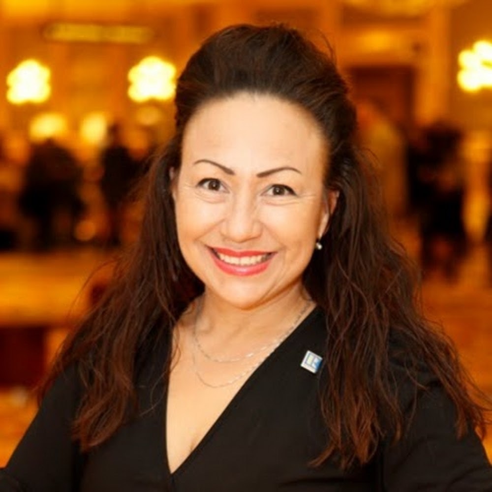 Meet your Posher, Miriamchong